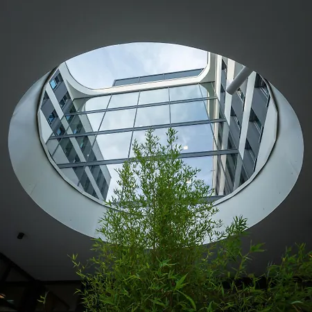 - The Niu, Mesh Messe By Ihg Hotell 3*