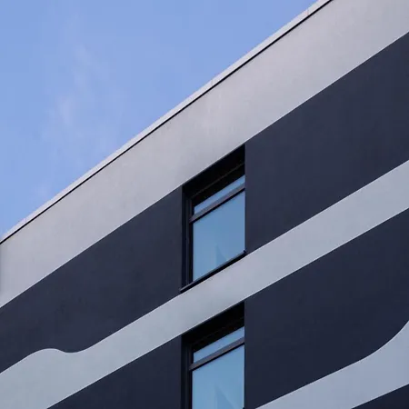 - The Niu, Mesh Messe By Ihg Hotel Stuttgart