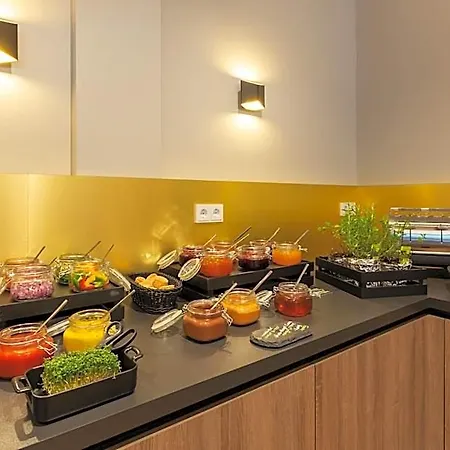 호텔 - The Niu, Mesh Messe By Ihg