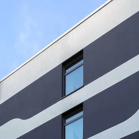 - The Niu, Mesh Messe By Ihg Hotel