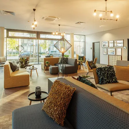 - The Niu, Mesh Messe By Ihg 호텔 3*
