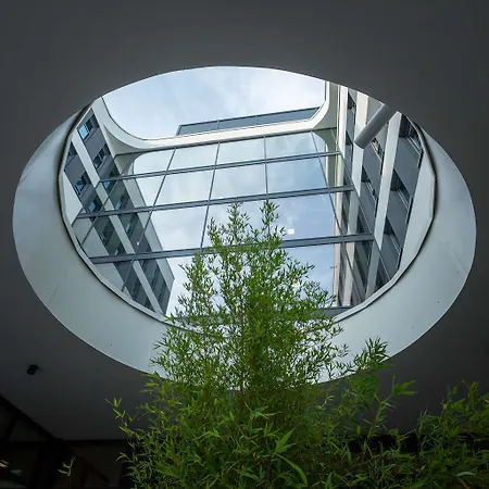 - The Niu, Mesh Messe By Ihg Hotel 3*