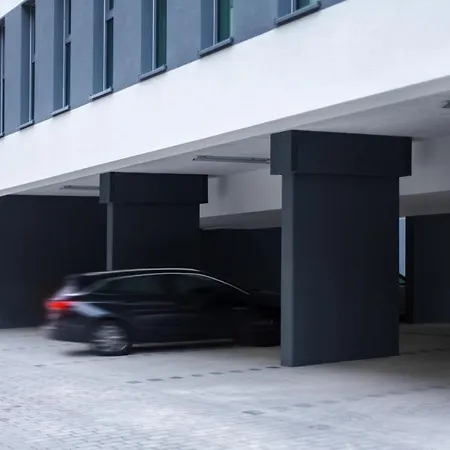 - The Niu, Mesh Messe By Ihg Hotel 3*