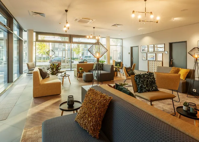 - The Niu, Mesh Messe By Ihg 3*