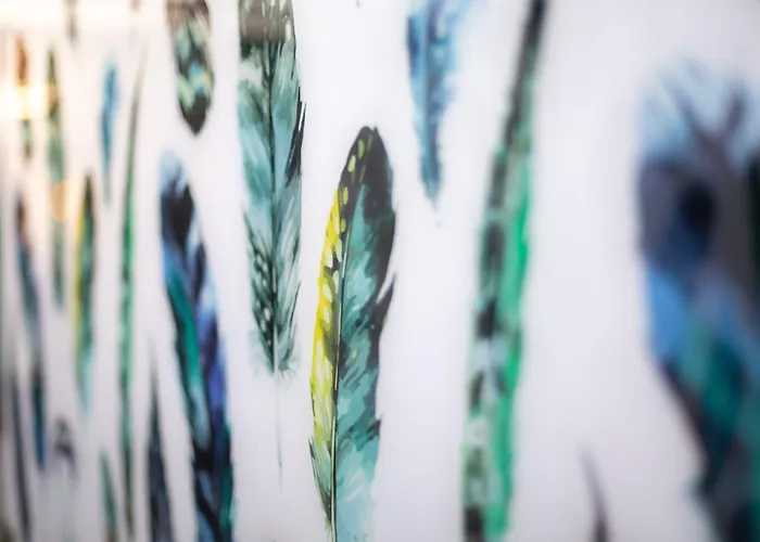 - The Niu, Mesh Messe By Ihg