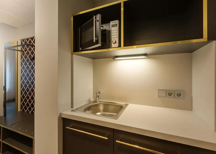 - The Niu, Mesh Messe By Ihg 3*