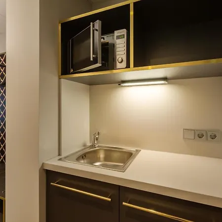 - The Niu, Mesh Messe By Ihg 3*