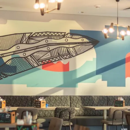 - The Niu, Mesh Messe By Ihg