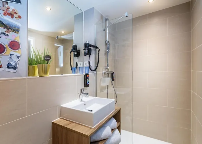 - The Niu, Mesh Messe By Ihg 3*