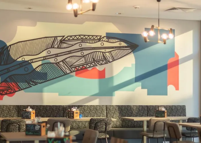 - The Niu, Mesh Messe By Ihg