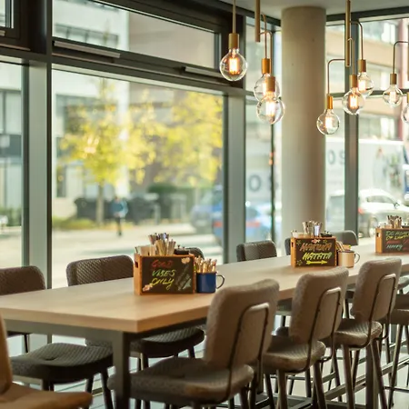 - The Niu, Mesh Messe By Ihg Štutgart